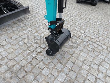 Mini Giratória JPC KV12 · Ano 2025