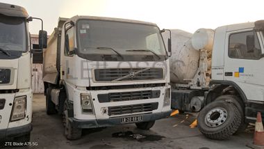 Camião Basculante 26 T (6*4) VOLVO FM 440 6*4