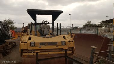 Cil. Auto-Prop. Vibr. Asfaltos 10 T CARTEPILLAR CB534 D