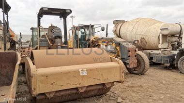 Cil. Auto-Prop. Vibrador Solos 15 T CARTEPILLAR CS583 E