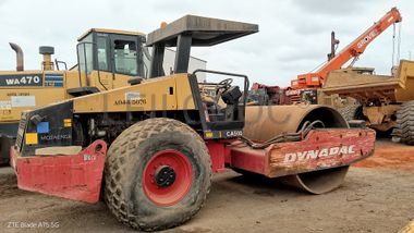 Cil. Auto-Prop. Vibrador Solos 15 T DYNAPAC CA 500 D