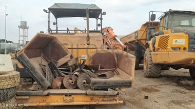 Espalhadoras-Acabadoras Asfalto 18 T DYNAPAC F 141 C