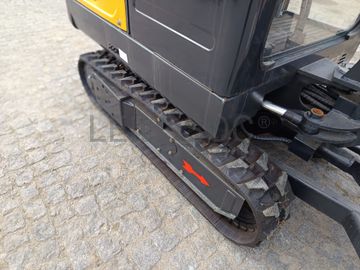 Mini Giratória Infront YFE20 · Ano 2023