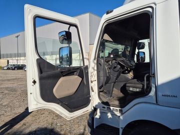 Renault Midlum · Ano 2009