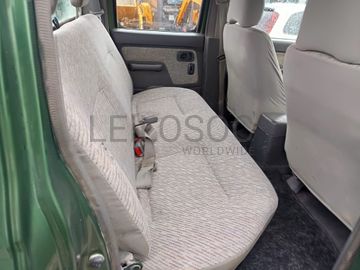 Nissan Pick UP 2.5 TD 4WD · Ano 2000