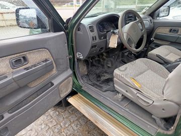 Nissan Pick UP 2.5 TD 4WD · Ano 2000