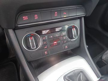 Audi Q3 2.0 TDI Sport · Ano 2017