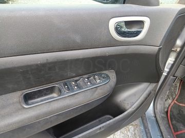 Peugeot 307 · Ano 2006