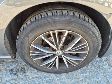 Volkswagen Polo · Ano 2017