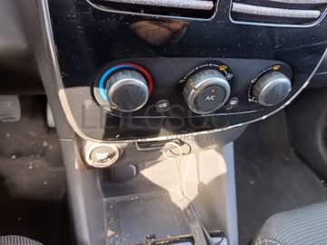 Renault Clio · Ano 2015