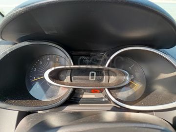 Renault Clio · Ano 2015