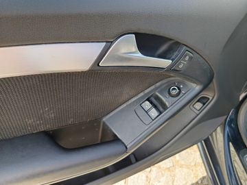 Audi A5 TDI · Ano 2009