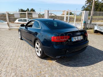 Audi A5 TDI · Ano 2009