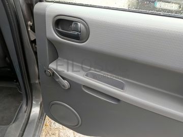 Mitsubishi Colt  · Ano 2007