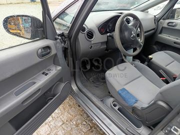 Mitsubishi Colt  · Ano 2007