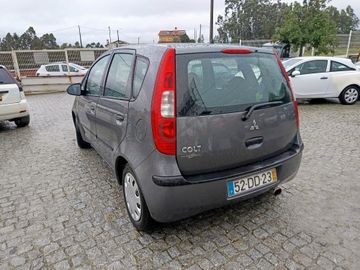 Mitsubishi Colt  · Ano 2007