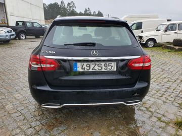Mercedes-Benz C220 · Ano 2016 
