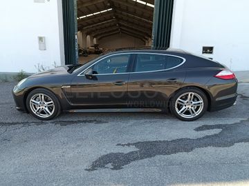Porsche Panamera S HYBRID · Ano 2012