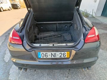 Porsche Panamera S HYBRID · Ano 2012