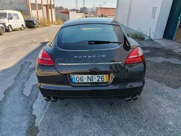 Porsche Panamera S HYBRID · Ano 2012