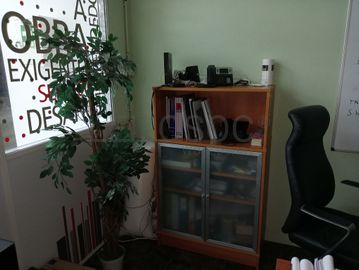 Equipamentos para a Indústria Têxtil · Escritório