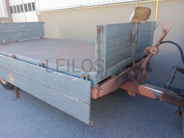 Trator Agrícola · Reboque Agrícola