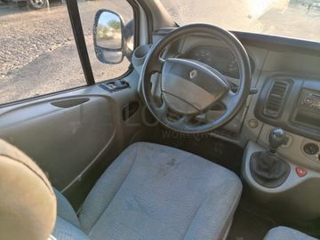 Renault Trafic · Ano 2006
