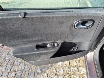 Renault Mégane · Ano 2003