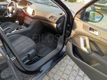 Peugeot 308 1.6 BlueHDi · Ano 2016