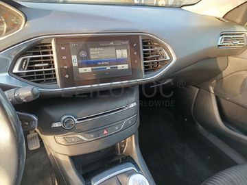 Peugeot 308 1.6 BlueHDi · Ano 2016