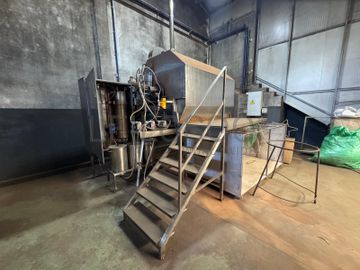 Máquina de Desinfeção de Rolhas · Hidrolavadora