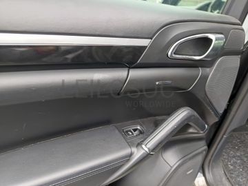 Porsche Cayenne S · Ano 2013