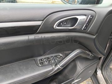 Porsche Cayenne S · Ano 2013