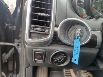 Porsche Cayenne S · Ano 2013