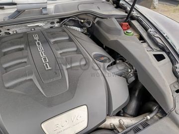 Porsche Cayenne S · Ano 2013