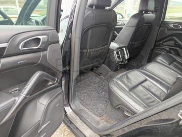 Porsche Cayenne S · Ano 2013