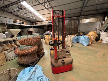 Porta Paletes automático