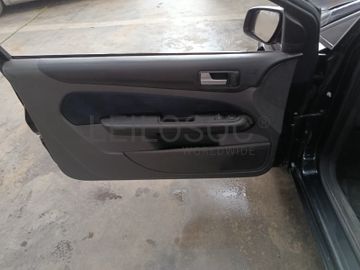 Ford Focus · Ano 2006
