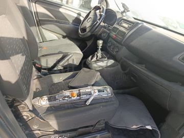 Opel Combo · Ano 2016