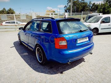 Audi A4 · Ano 2001