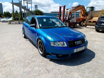 Audi A4 · Ano 2001