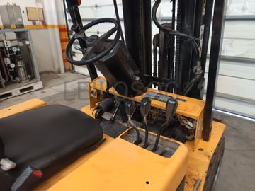 Empilhador Daewoo D30 S-2