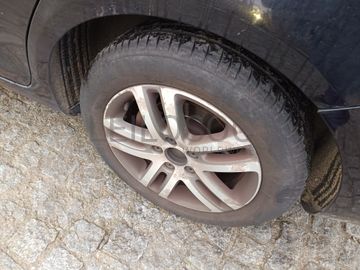 Volkswagen Golf 1.6 TDI · Ano 2009