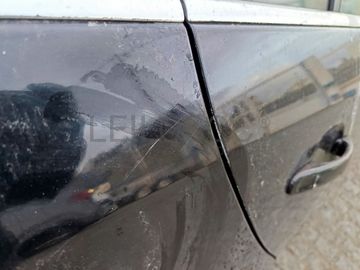 Volkswagen Golf 1.6 TDI · Ano 2009