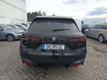 BMW iX XDrive40 · Ano 2023