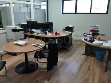 Equipamentos de Escritório, Informática e Apoio Operacional