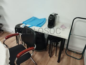 Equipamentos de Escritório, Informática e Apoio Operacional