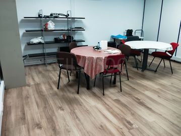 Equipamentos de Escritório, Informática e Apoio Operacional