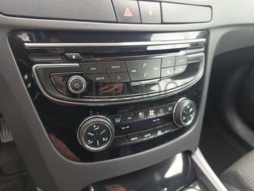 Peugeot 508 1.6 BlueHDi · Ano 2015