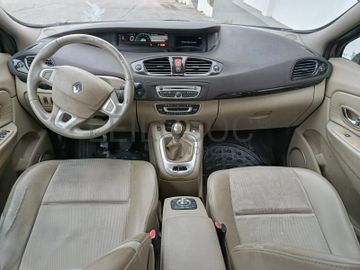 Renault Scénic · Ano 2011